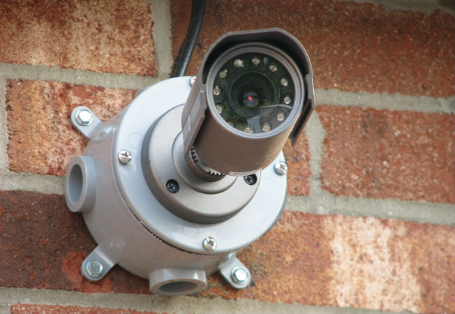 Beneficiile folosirii camerelor de supraveghere acasa