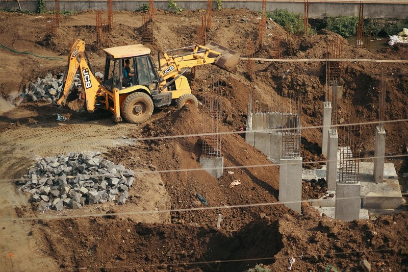 Jet grouting: cum se transformă solul slab într-o coloană de beton fără excavație